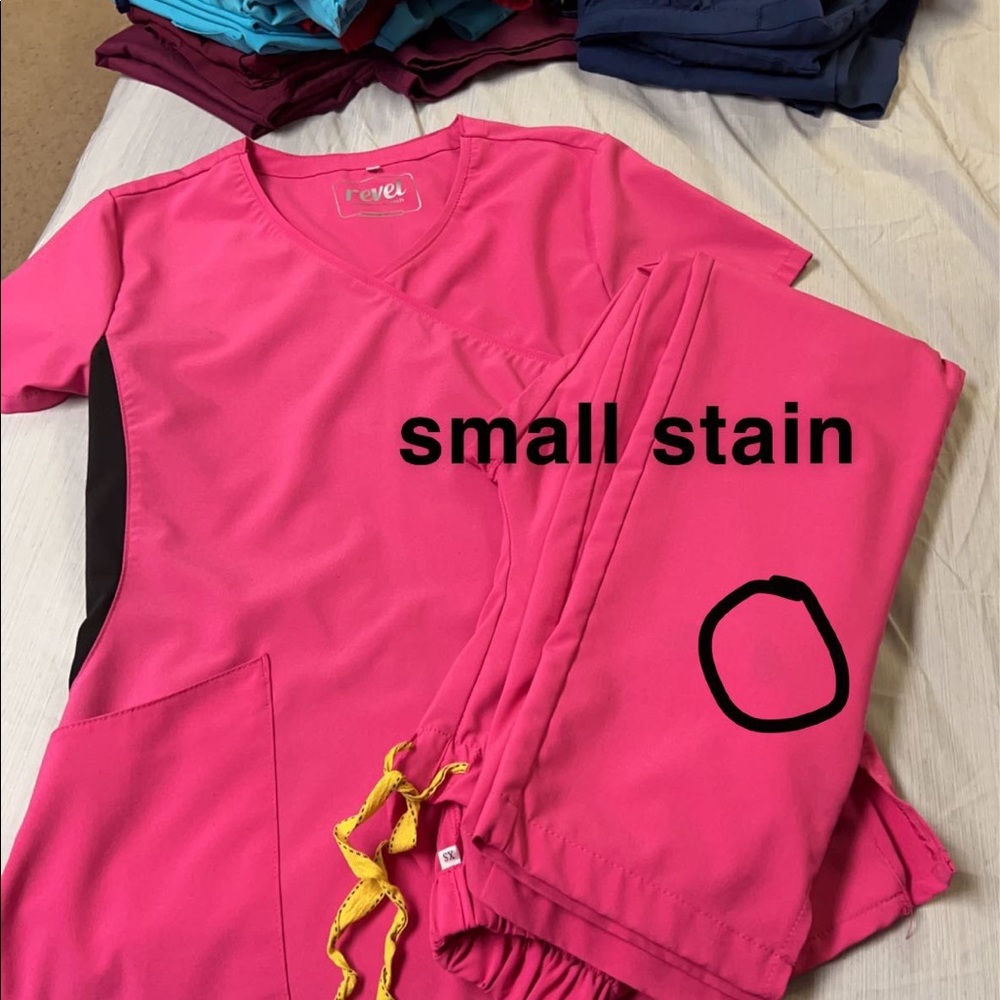 Scrubs - Picture 3 of 15